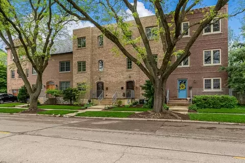 1114 N Church St, Rockford, IL 61103