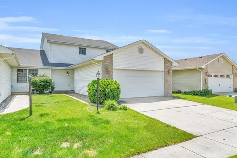 3507 Boulder Ridge Dr, Champaign, IL 61822