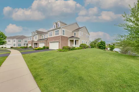 3700 Provenance Way, Northbrook, IL 60062