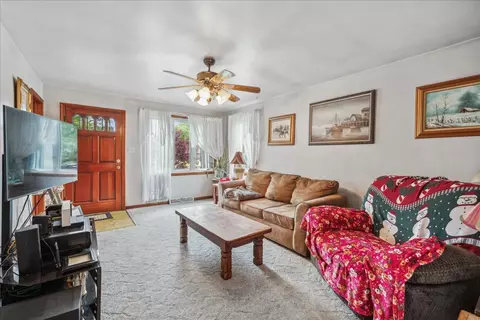 2035 Herbert Ave, Berkeley, IL 60163 photo 3