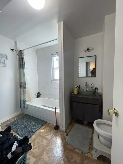 1061 W Polk St, Chicago, IL 60607 photo 7