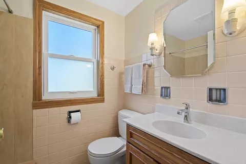 1122 N Harlem Ave #B, River Forest, IL 60305 photo 13