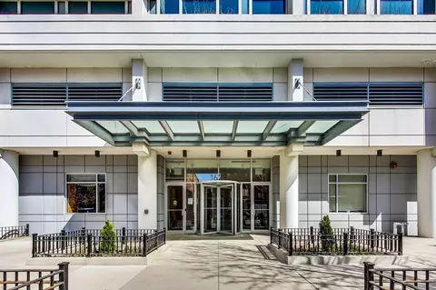 1629 S Prairie Ave #1705, Chicago, IL 60616
