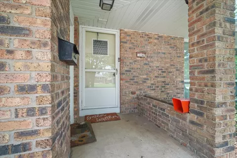 Exterior - 114 Gladys Dr, Normal, IL 61761 photo 2 of 7