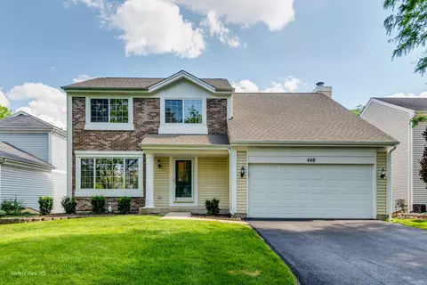 448 Bourbon Ln, Naperville, IL 60565