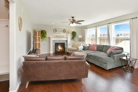 Living - 1711 Flagstone Dr, Normal, IL 61761 photo 4 of 6