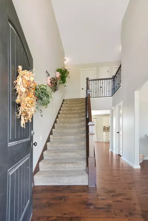 Entry Way - 1711 Flagstone Dr, Normal, IL 61761 photo 3 of 6