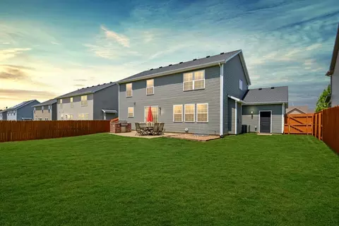 Exterior - 1711 Flagstone Dr, Normal, IL 61761 photo 3 of 6