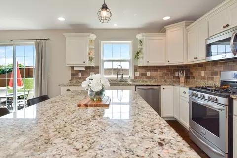 Kitchen - 1711 Flagstone Dr, Normal, IL 61761 photo 3 of 8
