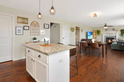 Kitchen - 1711 Flagstone Dr, Normal, IL 61761 photo 6 of 8