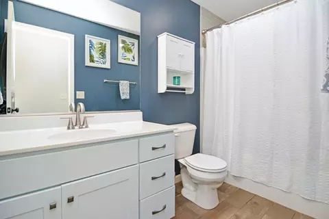 Bath - 1711 Flagstone Dr, Normal, IL 61761 photo 14 of 16