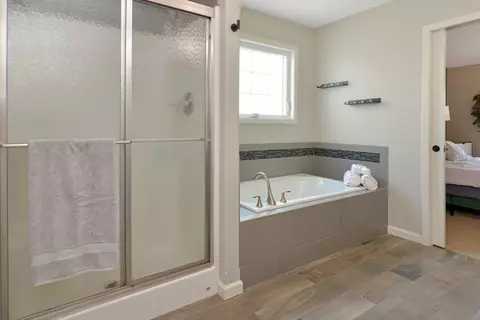 Bath - 1711 Flagstone Dr, Normal, IL 61761 photo 7 of 16
