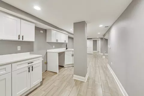 7951 S Maryland Ave, Chicago, IL 60619 photo 35