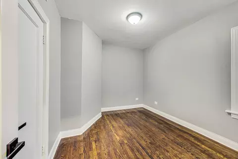 7951 S Maryland Ave, Chicago, IL 60619 photo 29
