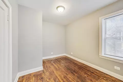 7951 S Maryland Ave, Chicago, IL 60619 photo 22