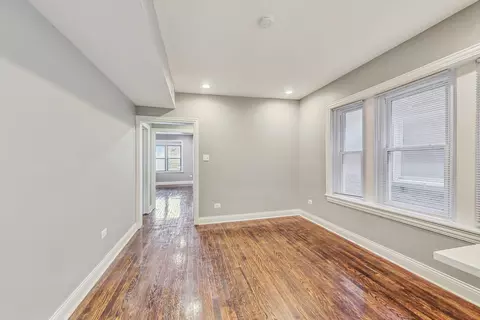 7951 S Maryland Ave, Chicago, IL 60619 photo 18