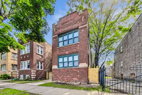 7951 S Maryland Ave, Chicago, IL 60619