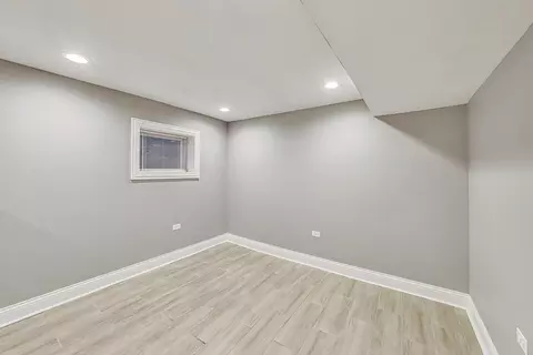 7951 S Maryland Ave, Chicago, IL 60619 photo 36