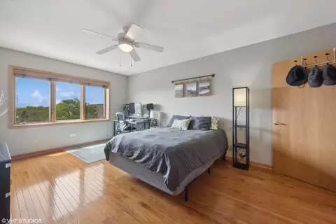 Bedroom - 1349 E Washington St #604A, Des Plaines, IL 60016 photo 2 of 2