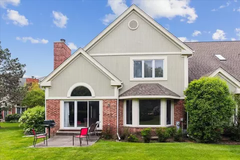 4412 Fourwinds Ln, Northbrook, IL 60062 photo 14