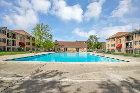 Exterior - 1760 Sessions Walk #B, Hoffman Estates, IL 60169 photo 2 of 4
