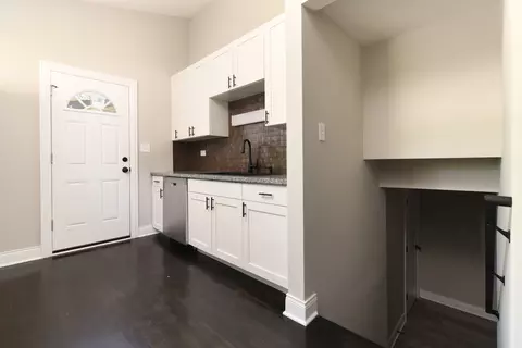 Entry Way - 3402 Roesner Dr, Markham, IL 60428 photo 1 of 3