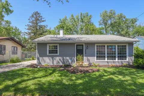 3402 Roesner Dr, Markham, IL 60428
