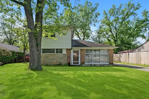 327 Osage St, Park Forest, IL 60466
