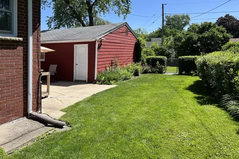 145 Harvard St, Des Plaines, IL 60016 photo 25