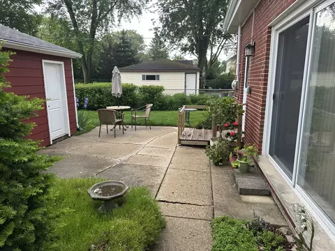 145 Harvard St, Des Plaines, IL 60016 photo 31