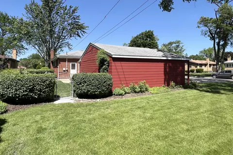 145 Harvard St, Des Plaines, IL 60016 photo 23