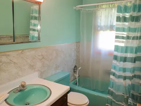 Bath - 8101 S Pine St, Dixon, IL 61021 photo 2 of 2