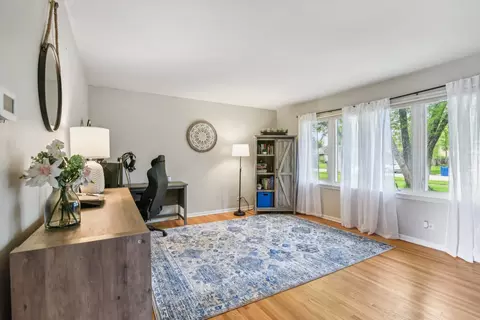 Living - 661 Juniper Ln, Bartlett, IL 60103 photo 1 of 1