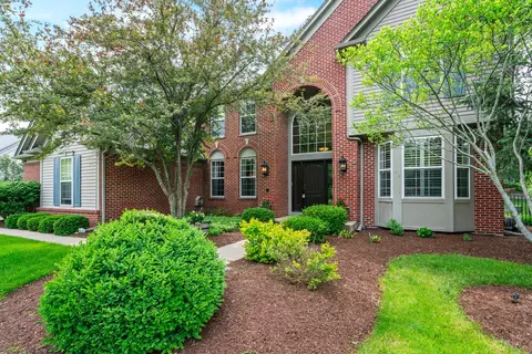 520 Brookside Ave, Algonquin, IL 60102