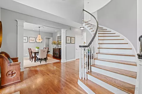 Entry Way - 520 Brookside Ave, Algonquin, IL 60102 photo 2 of 5