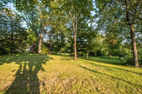 223 N Elm St, Itasca, IL 60143