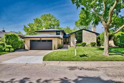 4150 W North Shore Ave, Lincolnwood, IL 60712