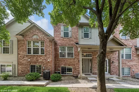 1526 Bristol Ln #5, Wood Dale, IL 60191