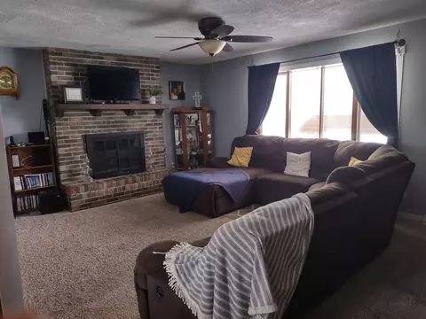 Living - 301 Sunset, Mclean, IL 61754 photo 1 of 1