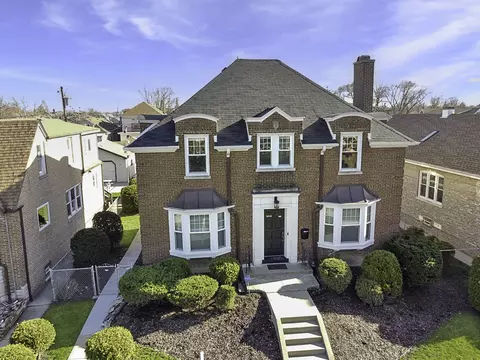 5935 W Newport Ave, Chicago, IL 60634
