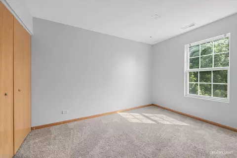 Bedroom - 1477 Millbrook Dr, Algonquin, IL 60102 photo 1 of 3