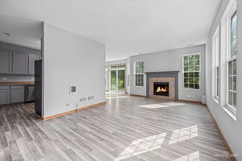 Living - 1477 Millbrook Dr, Algonquin, IL 60102 photo 3 of 4