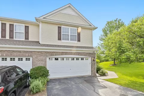 Exterior - 1477 Millbrook Dr, Algonquin, IL 60102 photo 2 of 9
