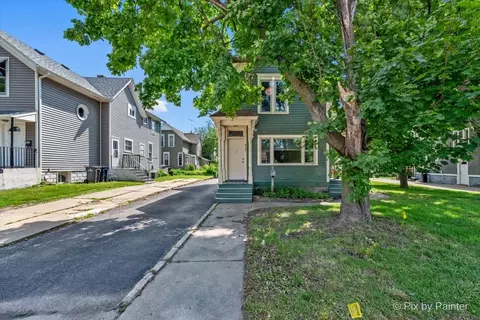 Exterior - 439 S State St, Elgin, IL 60123 photo 3 of 9