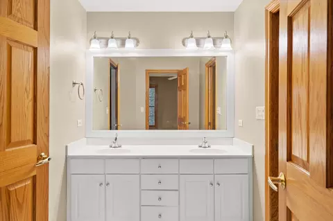 120 Fox St, Cary, IL 60013 photo 30