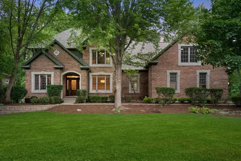 120 Fox St, Cary, IL 60013
