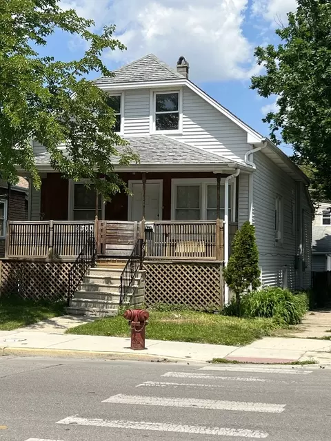 6300 W Addison St, Chicago, IL 60634