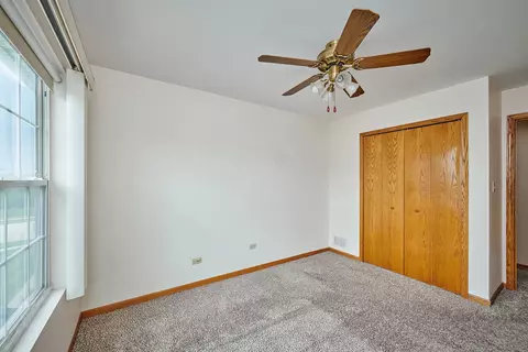 Bedroom - 1428 Berta Dr, Crest Hill, IL 60403 photo 4 of 9