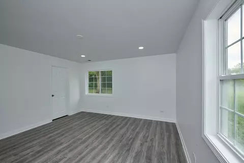 Other - 1428 Berta Dr, Crest Hill, IL 60403 photo 3 of 22