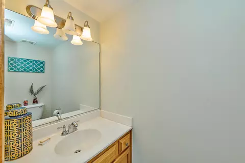 Bath - 1428 Berta Dr, Crest Hill, IL 60403 photo 6 of 13